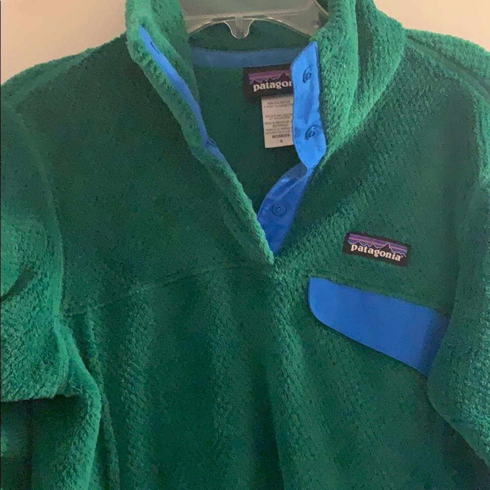 Lowered!!! LIKE NEW Patagonia fleece pullover